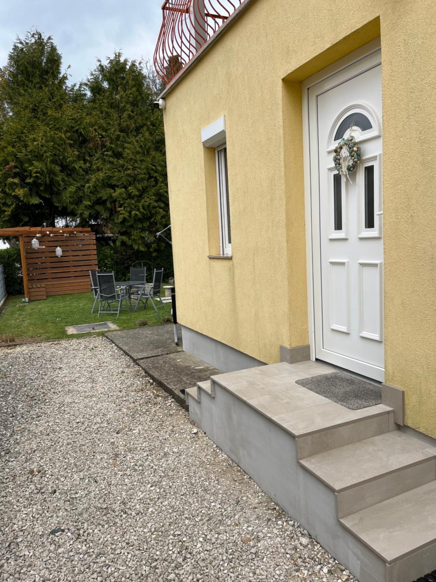 Réka Apartmanház Buk Exterior foto