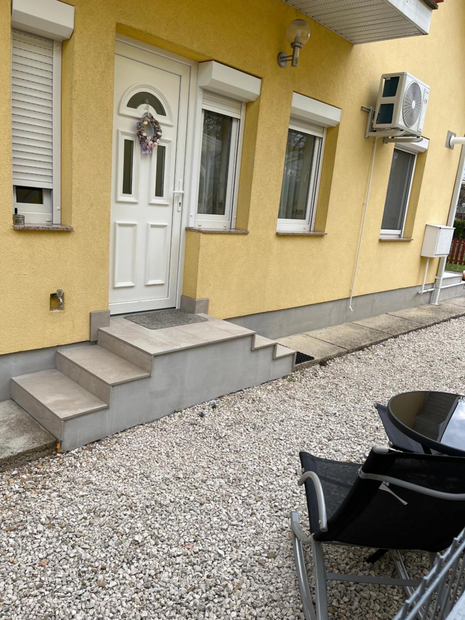 Réka Apartmanház Buk Exterior foto